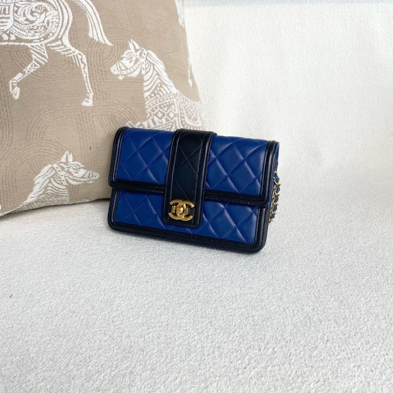 Chanel 拼色CF WOC鏈條包 黑拼藍色 金扣 羊皮 19*12*3 98新配件塵袋-3
