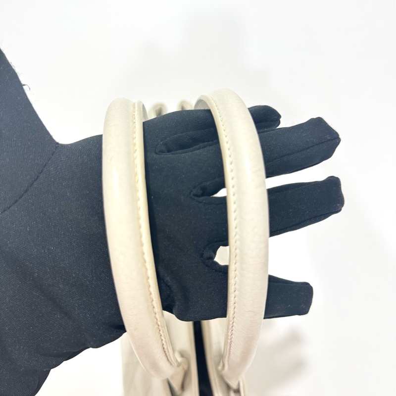 Christian Dior White Leather Handbag-25