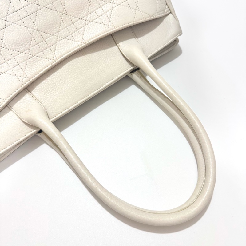 Christian Dior White Leather Handbag-29