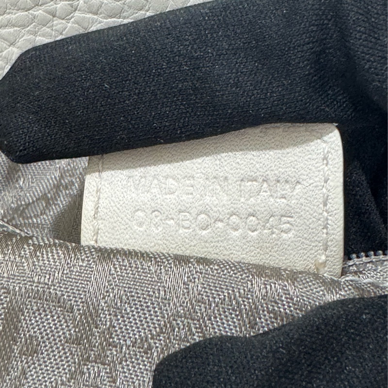 Christian Dior White Leather Handbag-32
