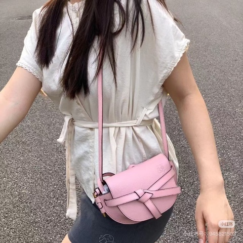 Loewe gate mini腰包 粉色牛皮21*12*8  98新配件塵袋