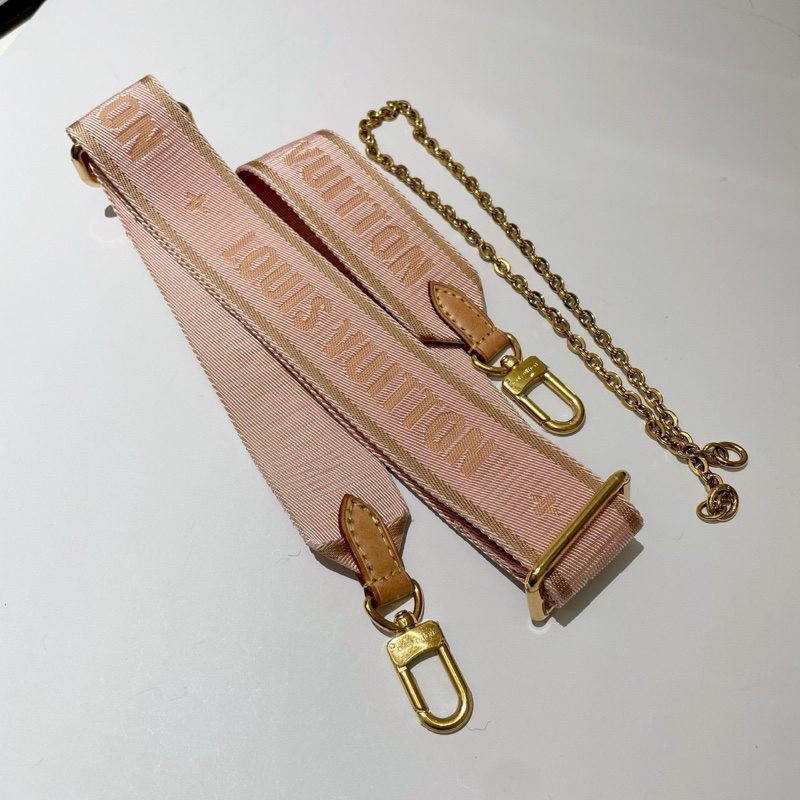 LV 路易威登 五合一 粉肩带麻将包 芯片款 多种背法 可拆卸尺寸：23*13-5