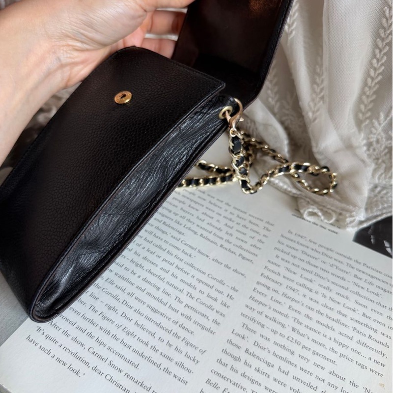 香奈兒 包 黑色 魚子皮 手機包 🖤 中古 手機袋香奈兒 中古黑色 chanel 化妝包 斜挎包 黑金 魚子醬 皮革包 電話包 側背包 斜背背包 二手 古董包-16