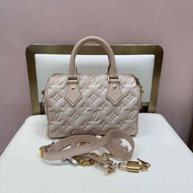 LV sp20日月星辰系粉枕頭包肩背包芯片款  20*14  98新配件鎖鑰匙肩帶 塵袋-1