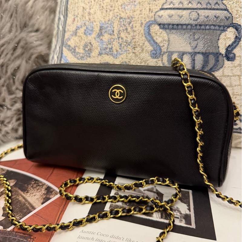 香奈兒 包 中古黑色 chanel 化妝包 斜挎包 黑金 皮革包 側背包 斜背包 二手 古董包-8