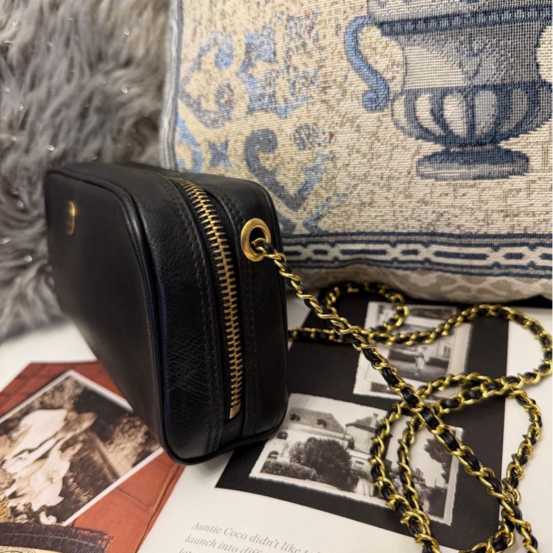 香奈兒 包 中古黑色 chanel 化妝包 斜挎包 黑金 皮革包 側背包 斜背包 二手 古董包-15