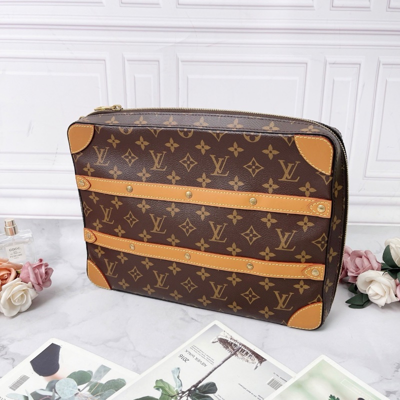 LV 秀款老花 soft trunk 郵差包33x23x5.5cm 98新配件肩帶購證-3