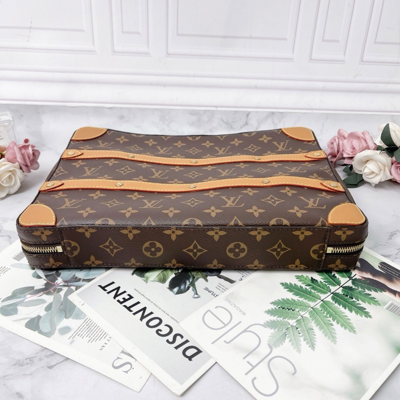 LV 秀款老花 soft trunk 郵差包33x23x5.5cm 98新配件肩帶購證-4