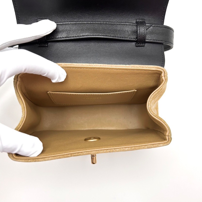 CHANEL 黑金麂皮拼皮肩背斜背包19*15*5 98新配件塵袋-2