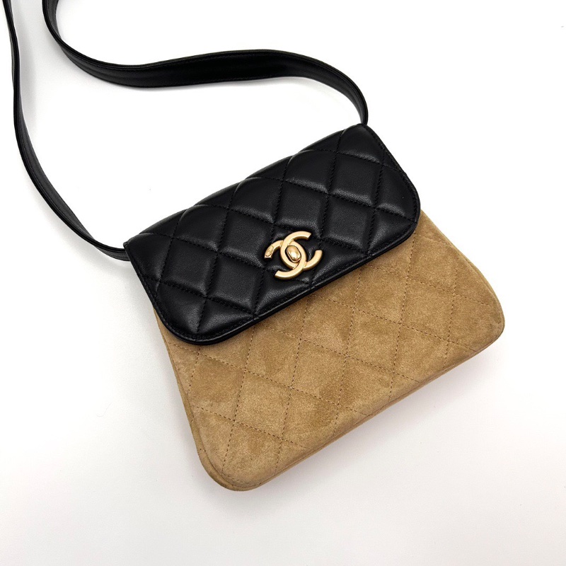 CHANEL 黑金麂皮拼皮肩背斜背包19*15*5 98新配件塵袋-5