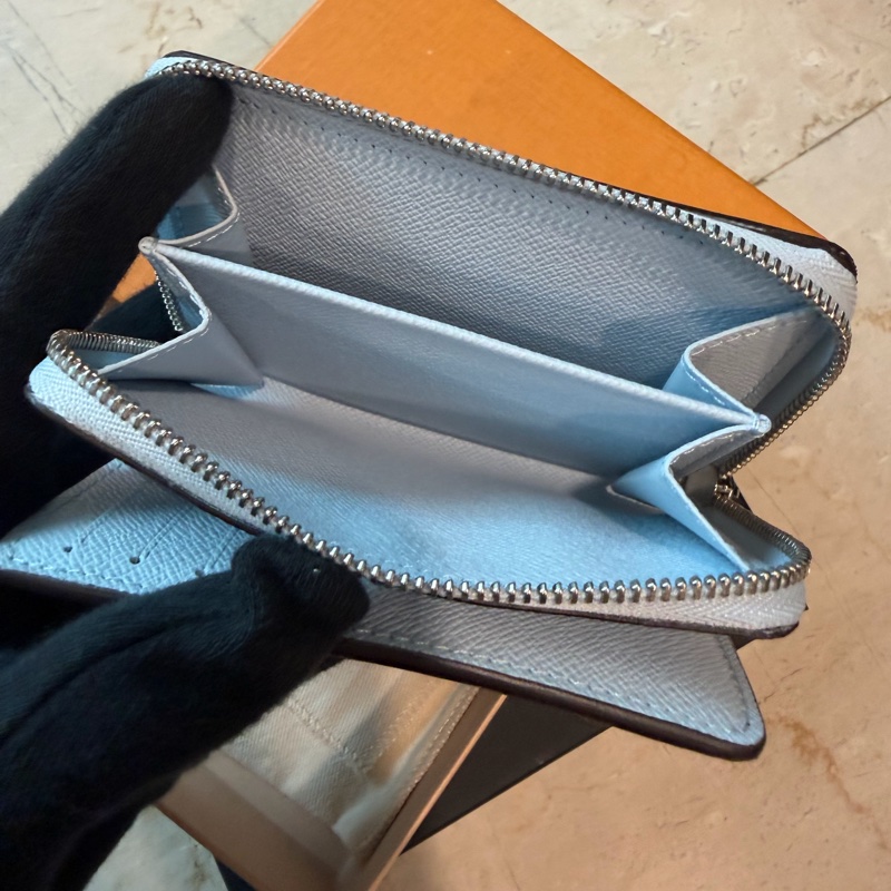 LV 天空寶寶藍拼色老花 短夾錢包 超特別🩵-15