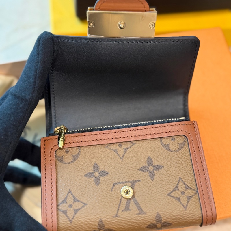 LV 老花經典錢包 三折短夾🖤 超級新!達芙妮-17