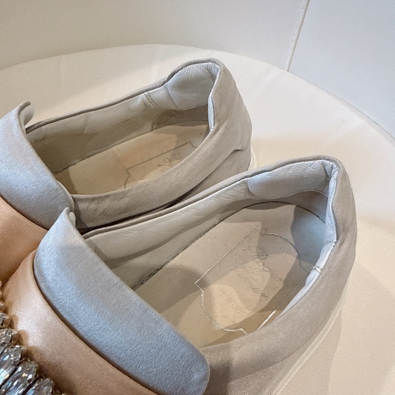 Roger vivier✨RV鑽釦緞面平底鞋休閒鞋 #38.5-8