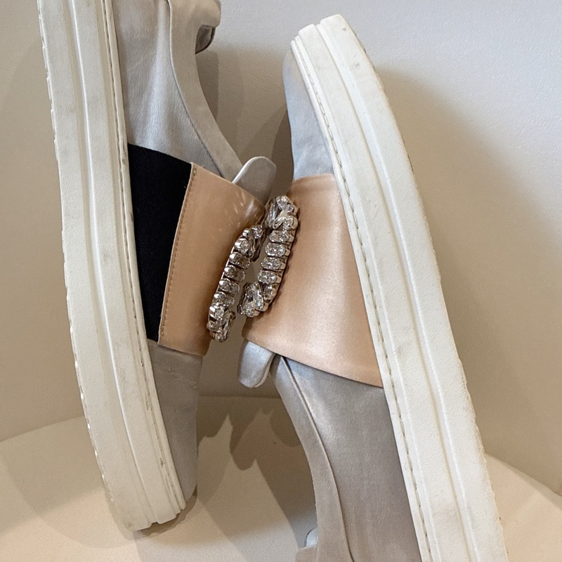 Roger vivier✨RV鑽釦緞面平底鞋休閒鞋 #38.5-15