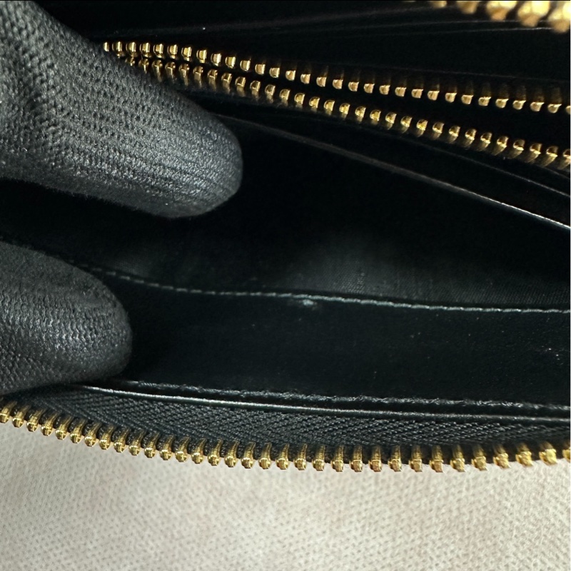 Prada 黑金 防刮牛皮 中夾 外觀極新-8