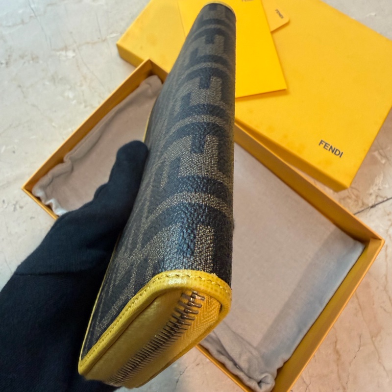 Fandi 老花滾邊長夾 💛誰拿誰可愛-7