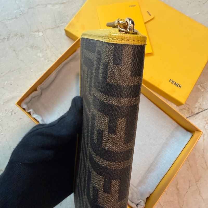 Fandi 老花滾邊長夾 💛誰拿誰可愛-8