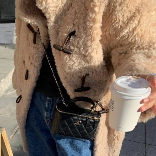 CHANEL - 黑色金釦羊皮菱格手提斜背長盒子-3