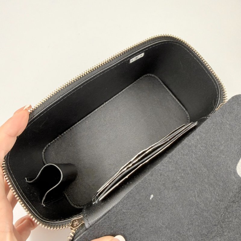 CHANEL - 黑色金釦羊皮菱格手提斜背長盒子-19