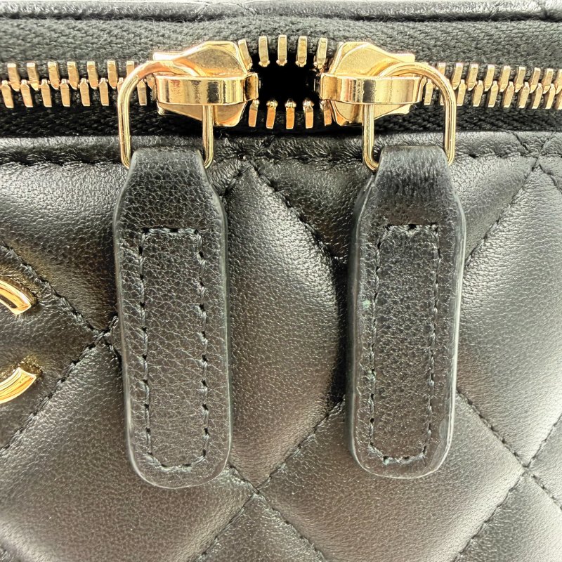 CHANEL - 黑色金釦羊皮菱格手提斜背長盒子-21