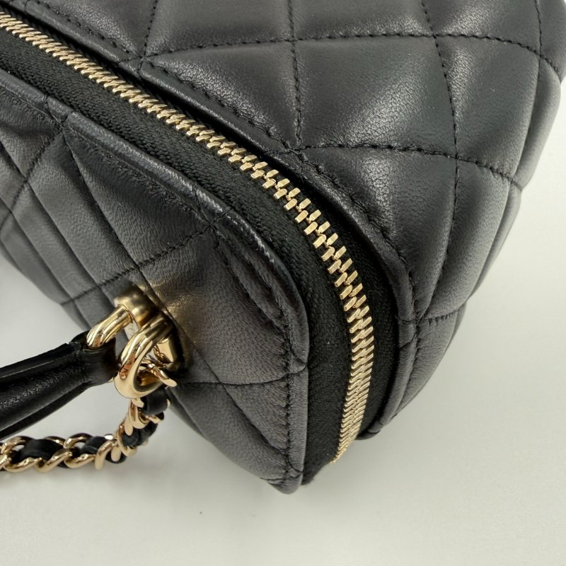 CHANEL - 黑色金釦羊皮菱格手提斜背長盒子-30