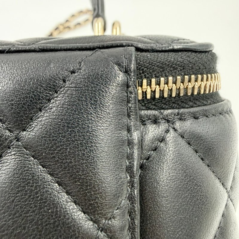 CHANEL - 黑色金釦羊皮菱格手提斜背長盒子-31