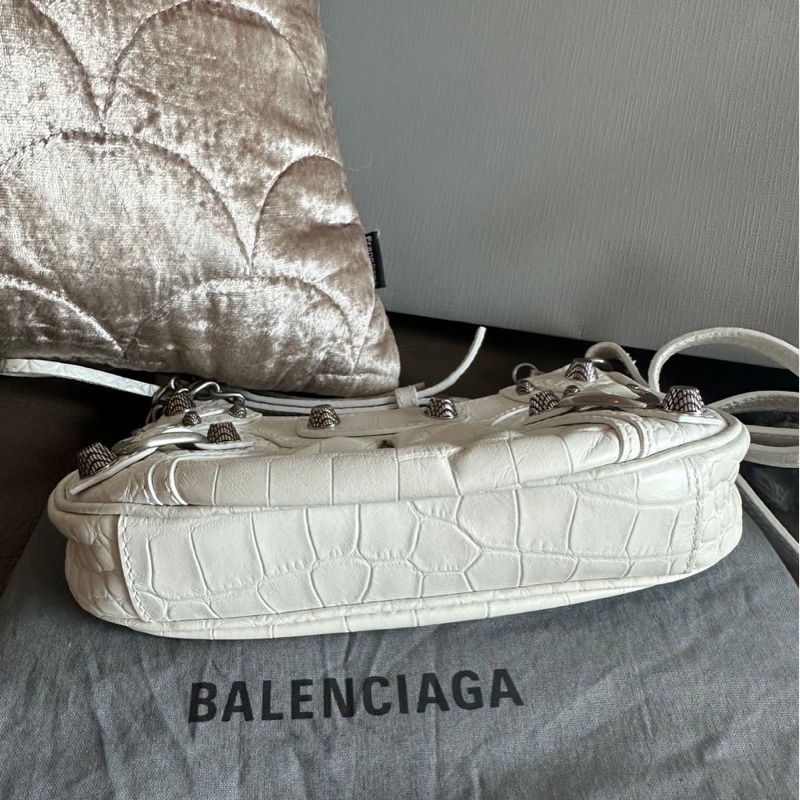 巴黎世家 腋下包 包 連專櫃收據副本 Balenciaga白色 鱷魚紋 Le Cagole Mini 閑置品 斜挎包 鏈條包-4
