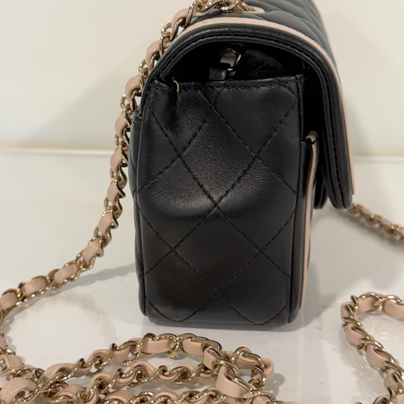 Chanel 粉色滾邊 拼色包 🩷敲可愛-1