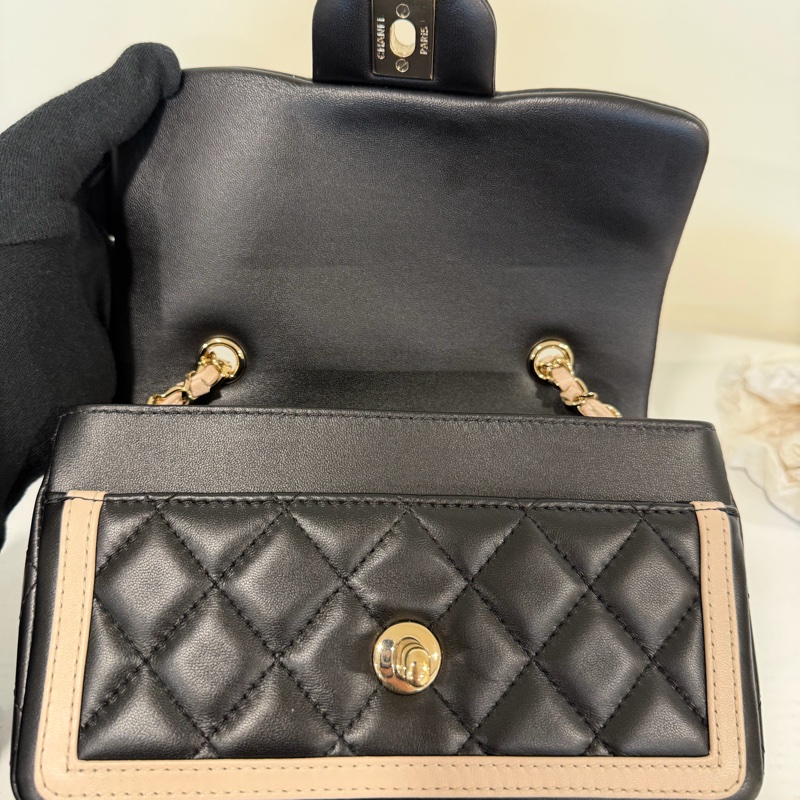 Chanel 粉色滾邊 拼色包 🩷敲可愛-18