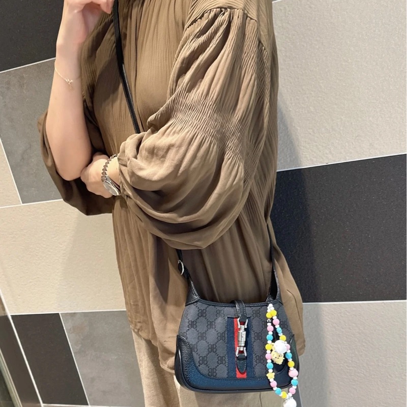 巴黎世家 x 古馳 聯乘 jackie bag 腋下包 包包 黑色 包 男裝 女裝 閒置品 未使用品  未經使用 Balenciaga x Gucci mini Jackie bag-7