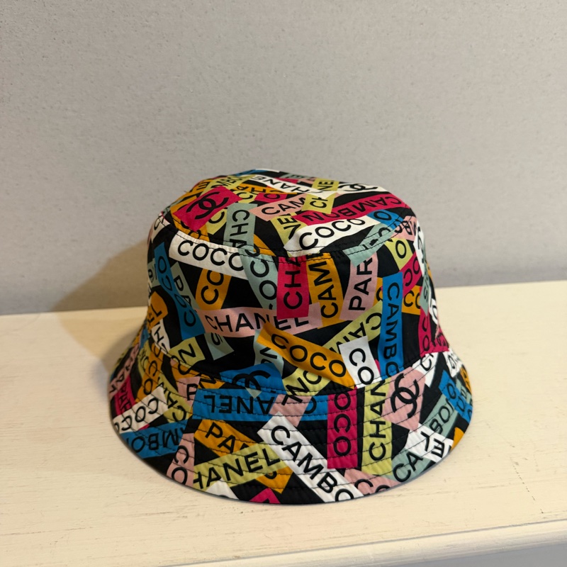 Chanel✨2024雙面彩色漁夫帽-1