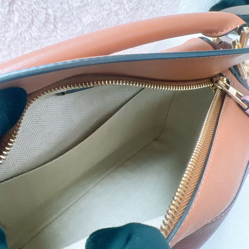 Loewe puzzle 啡拼粉小號幾何包-12