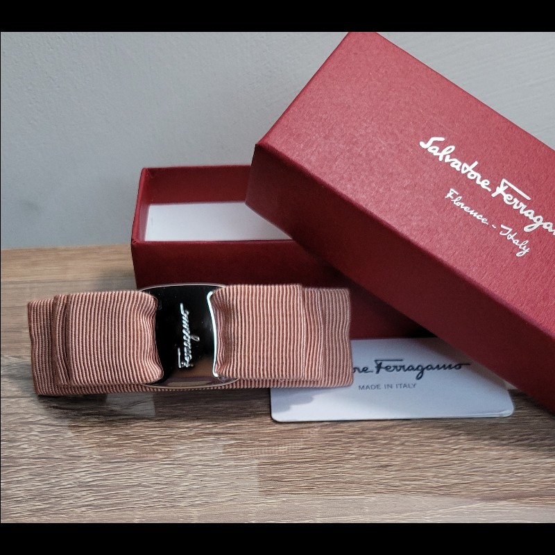 SF 🌸全新 氣質粉 髮夾-3