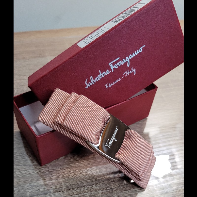 SF 🌸全新 氣質粉 髮夾-5