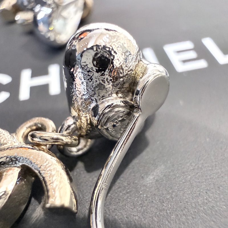 Chanel✨2023 愛心水晶垂掛耳環 夾式耳環-18