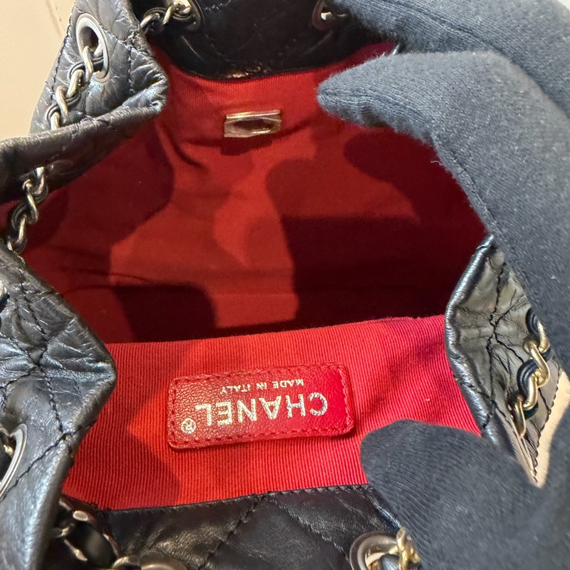 Chanel 黑色皮革後背包 🖤-5