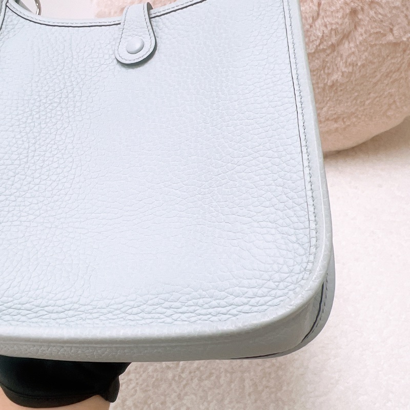 Hermes mini evelyne 聖杯藍銀扣 Z-8