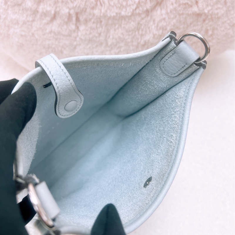 Hermes mini evelyne 聖杯藍銀扣 Z-9