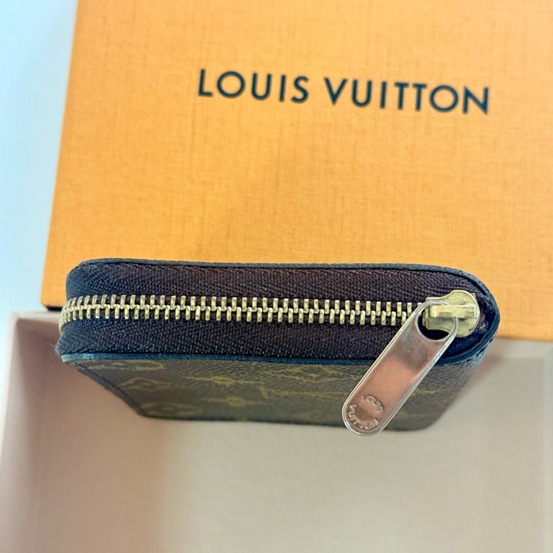 ✔️LV Louis Vuitton 路易威登 Monogram M60067 拉鏈零錢包-13