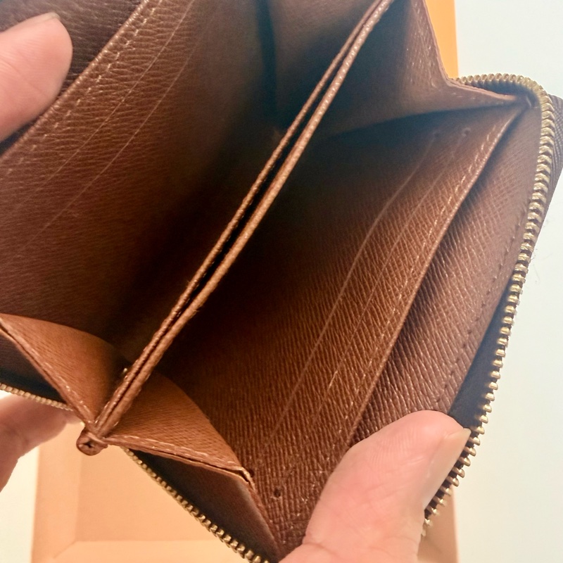 ✔️LV Louis Vuitton 路易威登 Monogram M60067 拉鏈零錢包-15