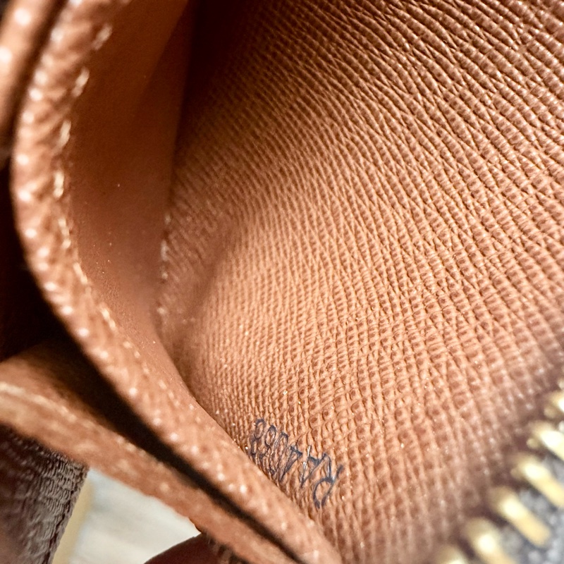 ✔️LV Louis Vuitton 路易威登 Monogram M60067 拉鏈零錢包-27