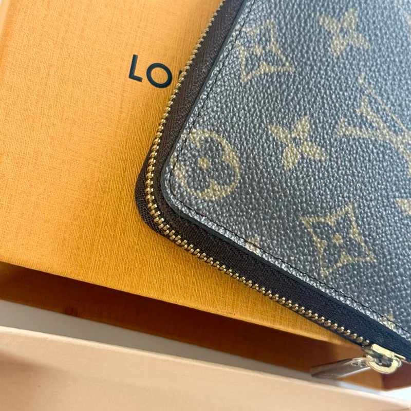 ✔️LV Louis Vuitton 路易威登 Monogram M60067 拉鏈零錢包-31