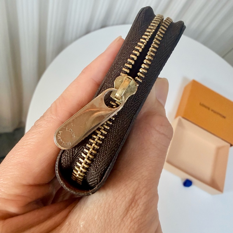 ✔️LV Louis Vuitton 路易威登 Monogram M60067 拉鏈零錢包-42