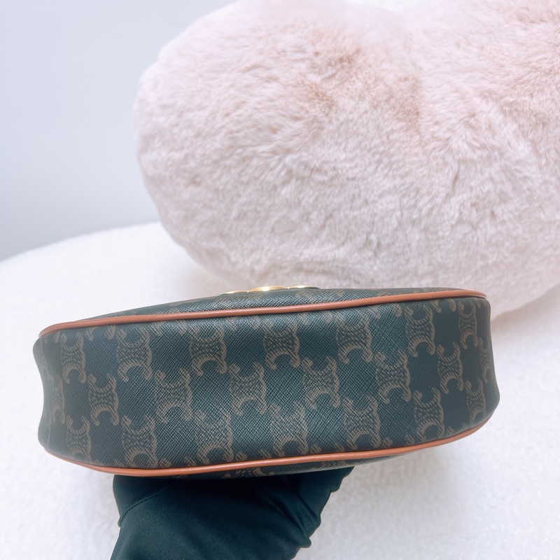 Celine ava 凱旋門老花腋下包-1