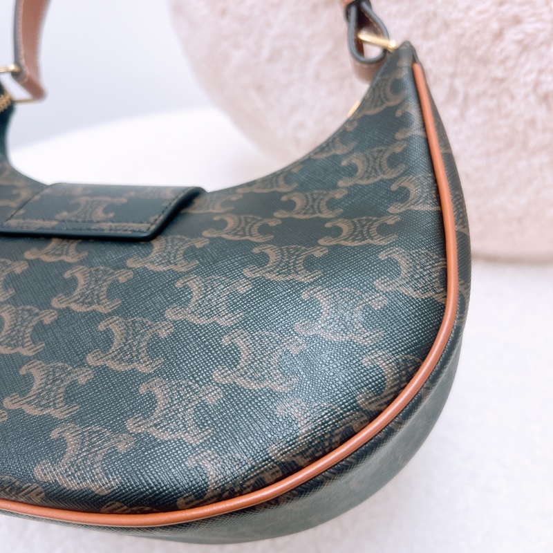 Celine ava 凱旋門老花腋下包-7