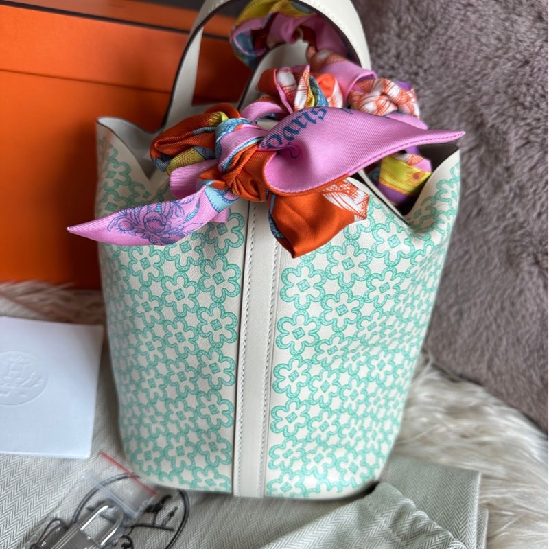 愛馬仕 菜籃子 18 超好價出  picotin 18 Hermès Picotin 18 Lucky Daisy 手提包 包包-19