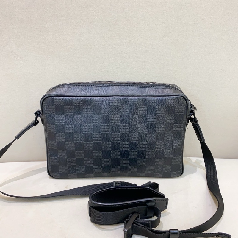 Lv路易威登 棋盤格郵差包相機包單肩包-1