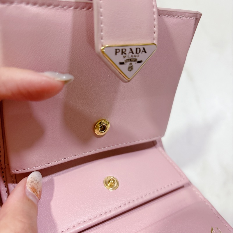 Prada 粉Saffiano皮革短錢包-14