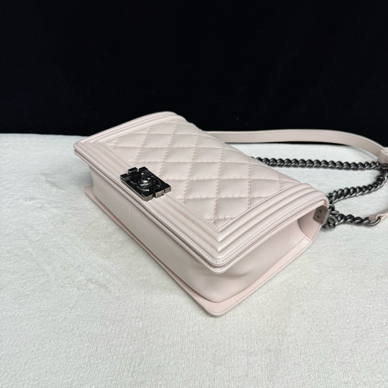 97新❤️Chanel香奈兒 粉色全皮大號Leboy鏈條包 鐳射18開，尺寸27*17*7cm-2