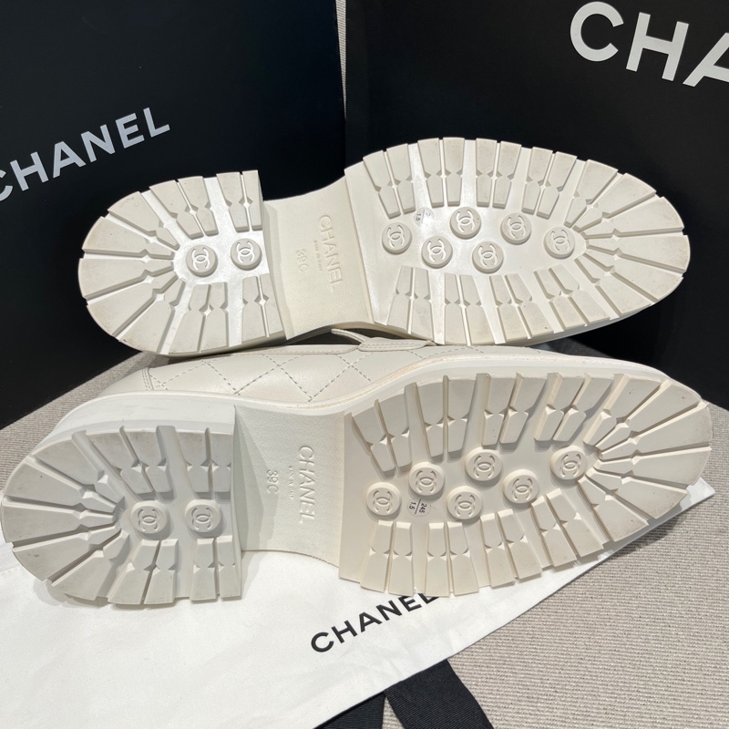 99新❤️CHANEL香奈兒白色菱格紋金色大Logo面飾厚底樂福鞋 39碼-5